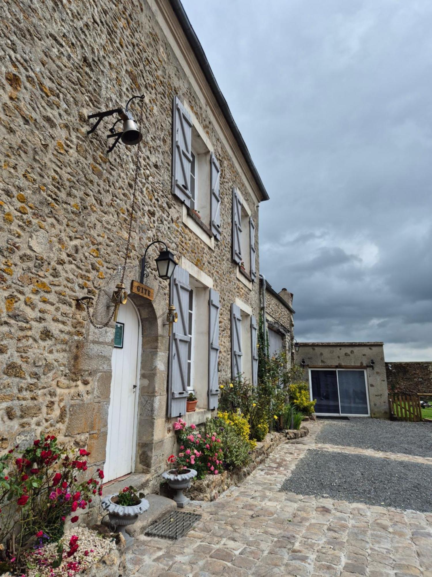 Domaine De La Ferme De Jean Grogne Hotel Fontenay-Trésigny Buitenkant foto